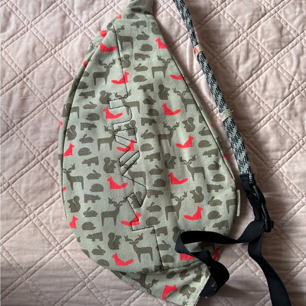 Kavu Sling Bag with Orange and Olive Design - Picture 2 of 3